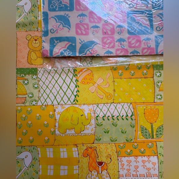 Vintage Wrapping Paper Sheets - Picture 5 of 11